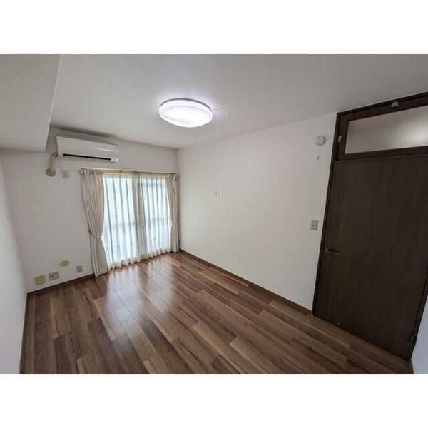 �y���̑������E�X�y�[�X�z�@