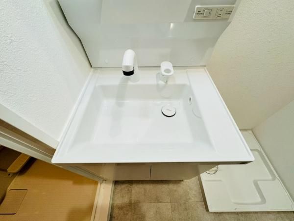 �y���ʏ��z�@