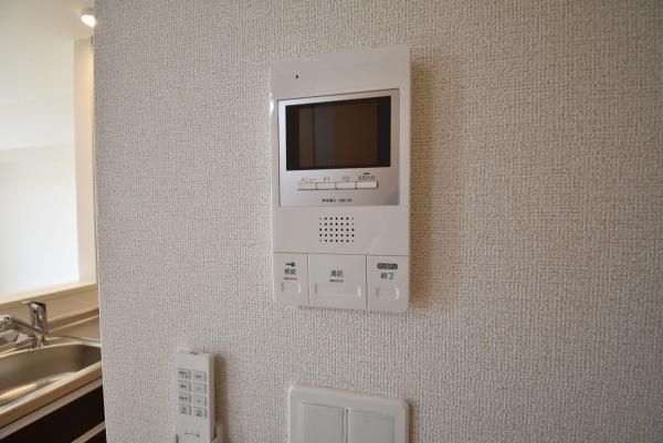 �y�Z�L�����e�B�z�@���]�^�C�v�ɂȂ�܂�