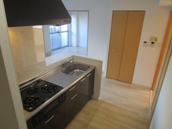 �y�L�b�`���z�@���������ʎ���