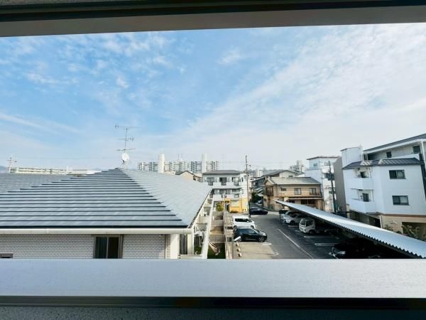 �y���]�z�@