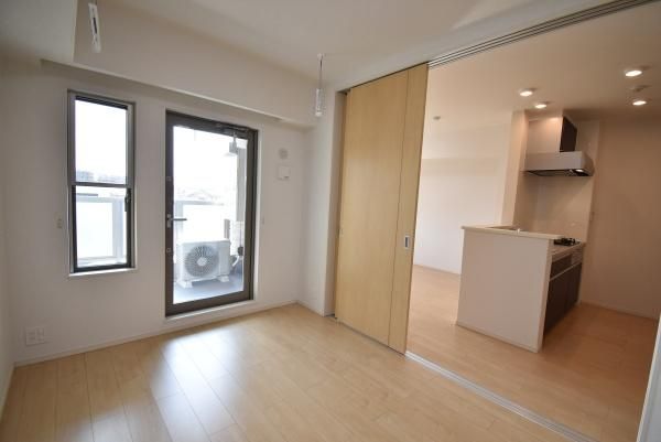 �y���̑������E�X�y�[�X�z�@���]�^�C�v�ɂȂ�܂�