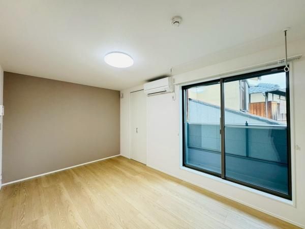 �y���̑������E�X�y�[�X�z�@