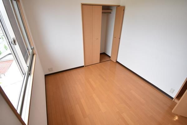 �y���̑������E�X�y�[�X�z�@���d�l�ʐ^