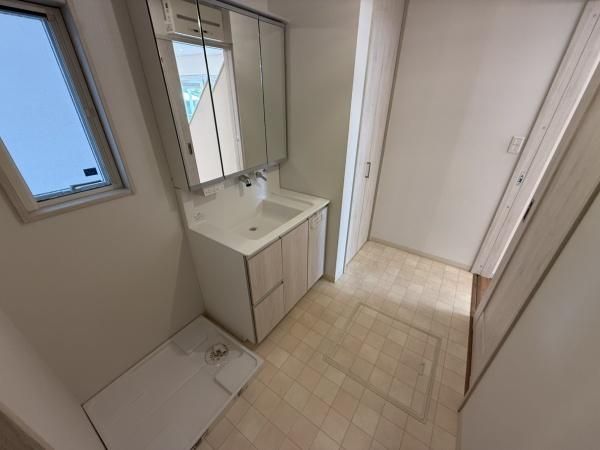 �y���ʏ��z�@