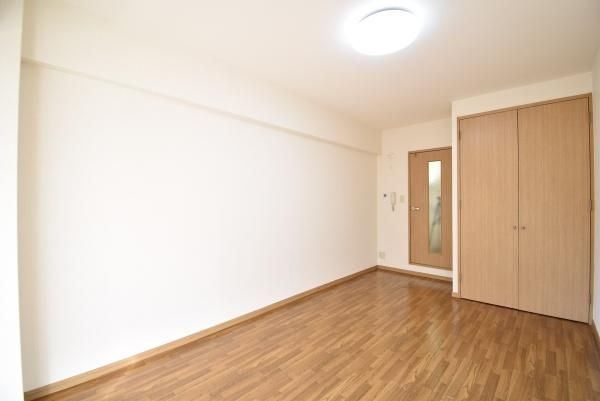 �y�����E���r���O�z�@���������ʎ���