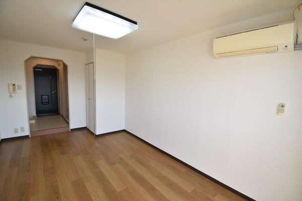 �y���̑������E�X�y�[�X�z�@���d�l�ʐ^