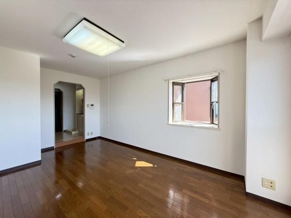 �y���̑������E�X�y�[�X�z�@���d�l�ʐ^