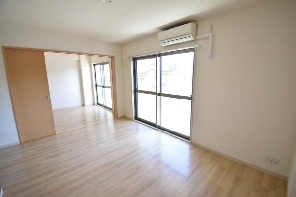 �y���ʏ��z�@