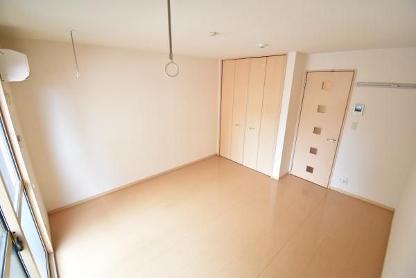 �y�����E���r���O�z�@���������ʎ���