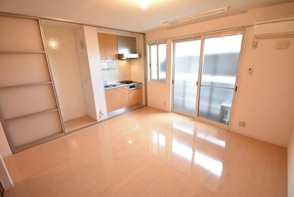 �y�����E���r���O�z�@���d�l�ʐ^