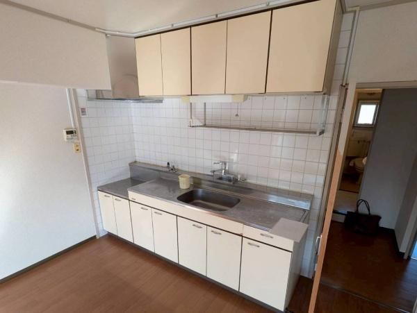 �y�L�b�`���z�@