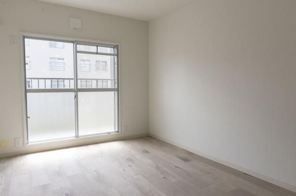 �y���̑������E�X�y�[�X�z�@