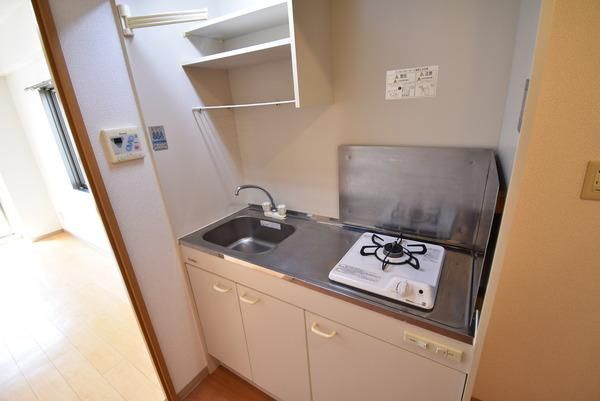 �y�L�b�`���z�@