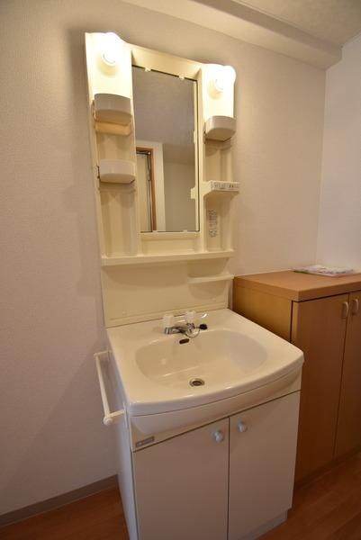 �y���ʏ��z�@