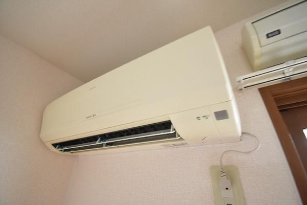 �y���̑��ݔ��z�@���d�l�ʐ^