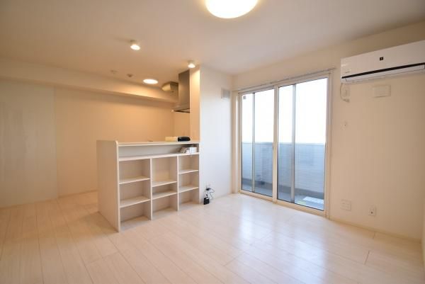 �y�����E���r���O�z�@���������ʎ���