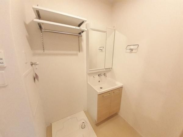 �y���ʏ��z�@