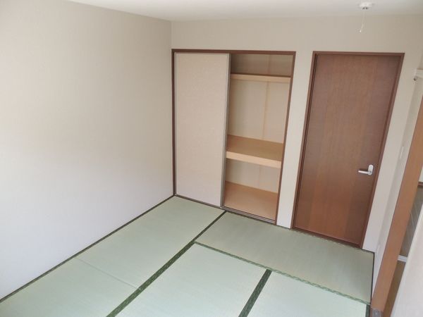 �y���̑������E�X�y�[�X�z�@���d�l�ʐ^