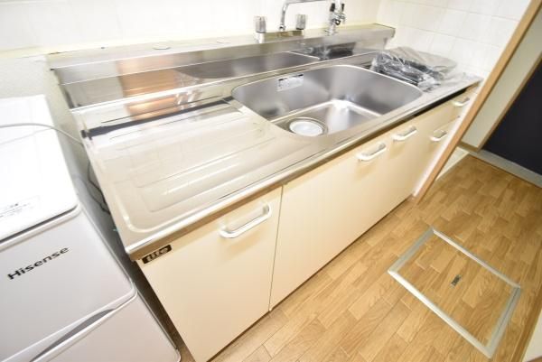 �y�L�b�`���z�@