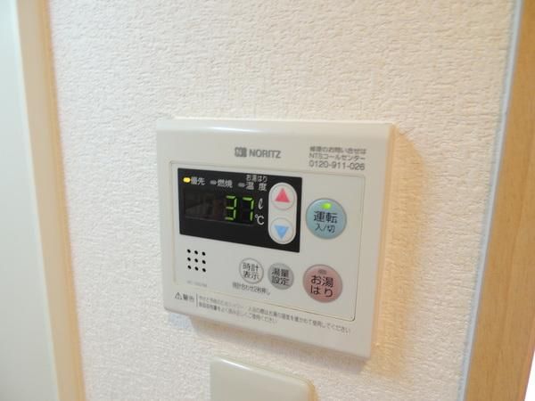 �y���̑��ݔ��z�@���d�l�ʐ^