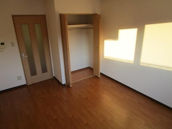 �y���̑������E�X�y�[�X�z�@���d�l�ʐ^