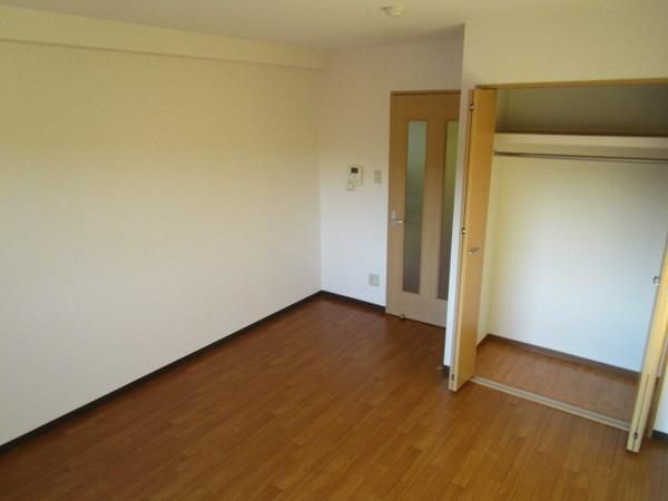 �y���̑������E�X�y�[�X�z�@���d�l�ʐ^