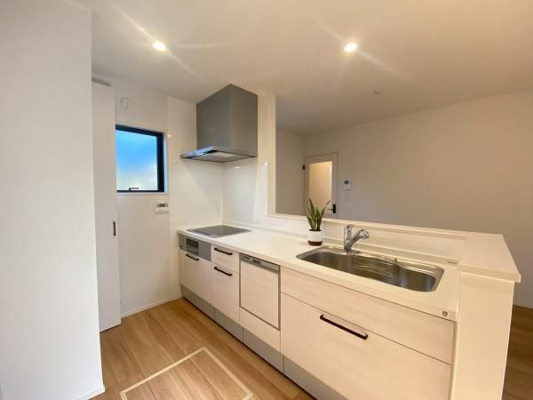 �y�L�b�`���z�@