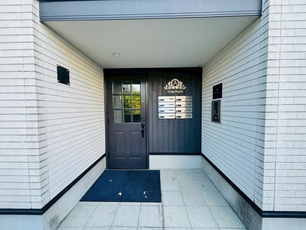 �y�G���g�����X�z�@