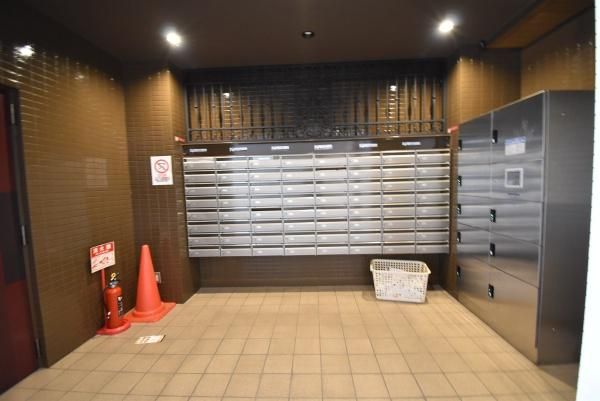 �y�G���g�����X�z�@