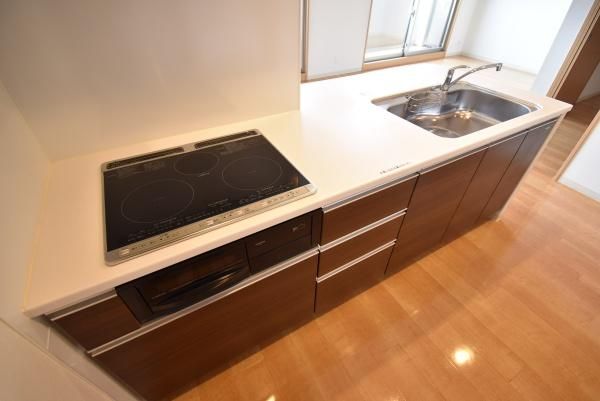 �y�L�b�`���z�@