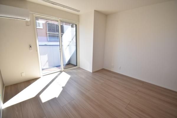 �y���̑������E�X�y�[�X�z�@