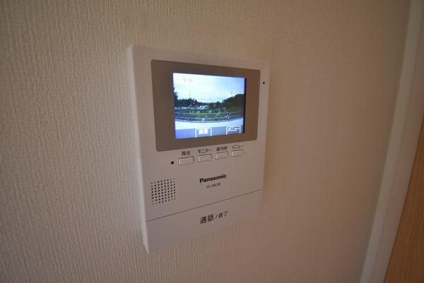 �y�Z�L�����e�B�z�@���d�l�ʐ^