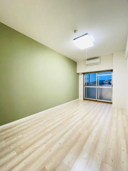 �y���̑������E�X�y�[�X�z�@