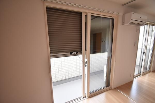 �y�Z�L�����e�B�z�@���������ʎ���