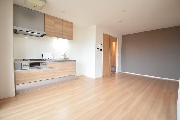 �y�����E���r���O�z�@���������ʎ���