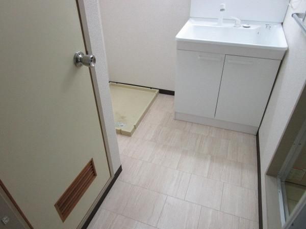 �y���ʏ��z�@