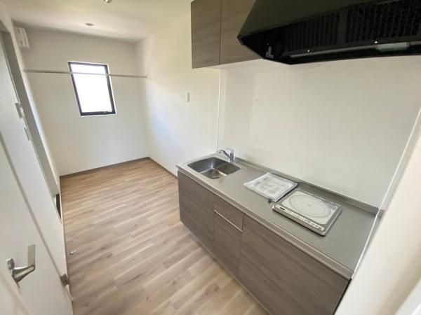 �y�L�b�`���z�@