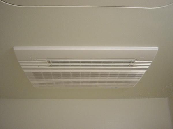 �y���̑��ݔ��z�@���d�l�ʐ^