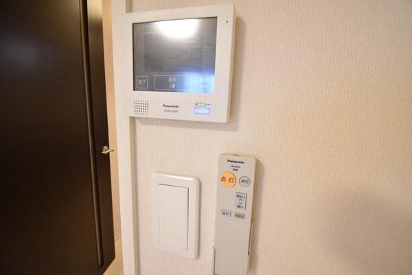 �y�Z�L�����e�B�z�@���d�l�ʐ^