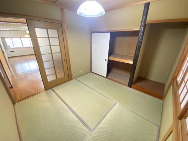 �y���]�z�@