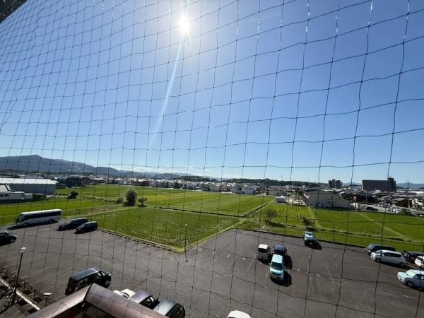 �y���]�z�@