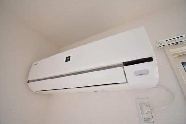 �y���̑��ݔ��z�@���d�l�ʐ^