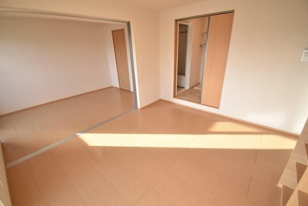 �y�����E���r���O�z�@���d�l�ʐ^