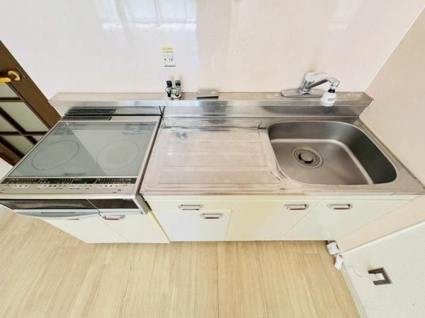 �y�L�b�`���z�@