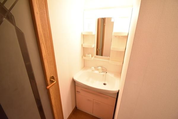 �y���ʏ��z�@