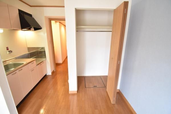 �y���[�z�@