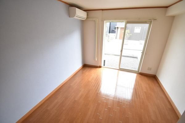 �y���̑������E�X�y�[�X�z�@