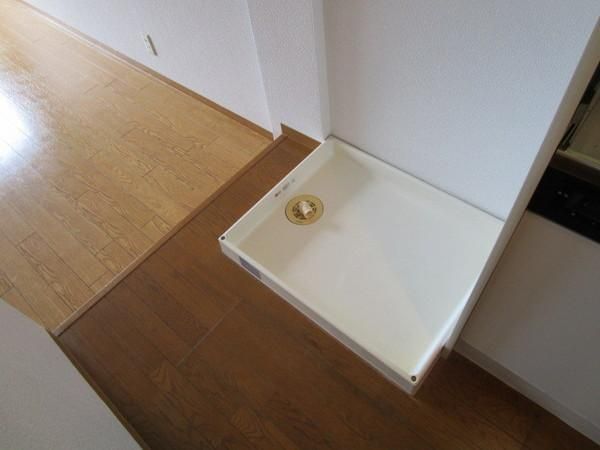 �y���̑��ݔ��z�@