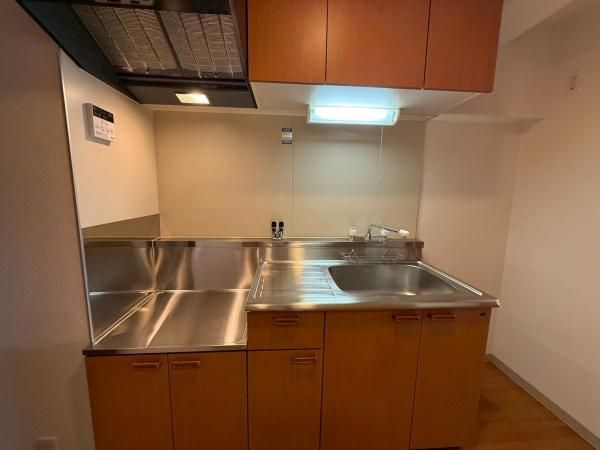 �y�L�b�`���z�@